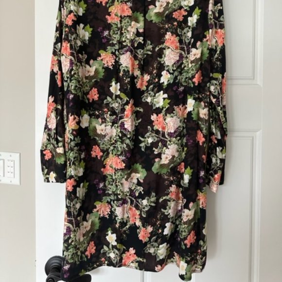 Alice + Olivia Hallie Shirt Dress - Size Medium - Picture 7 of 9